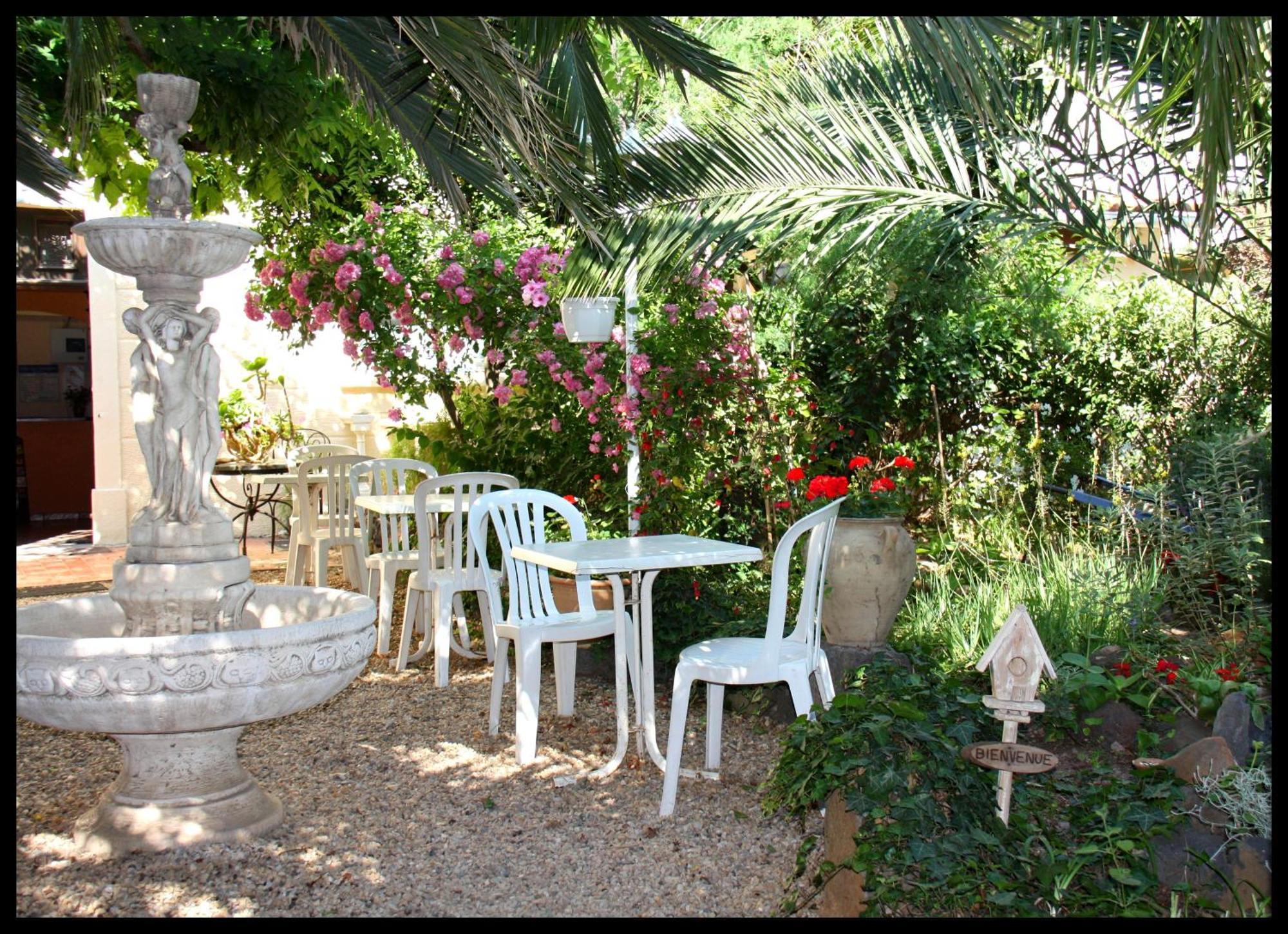 Les Jardins Du Patriarche Hotel แอกด์ ภายนอก รูปภาพ