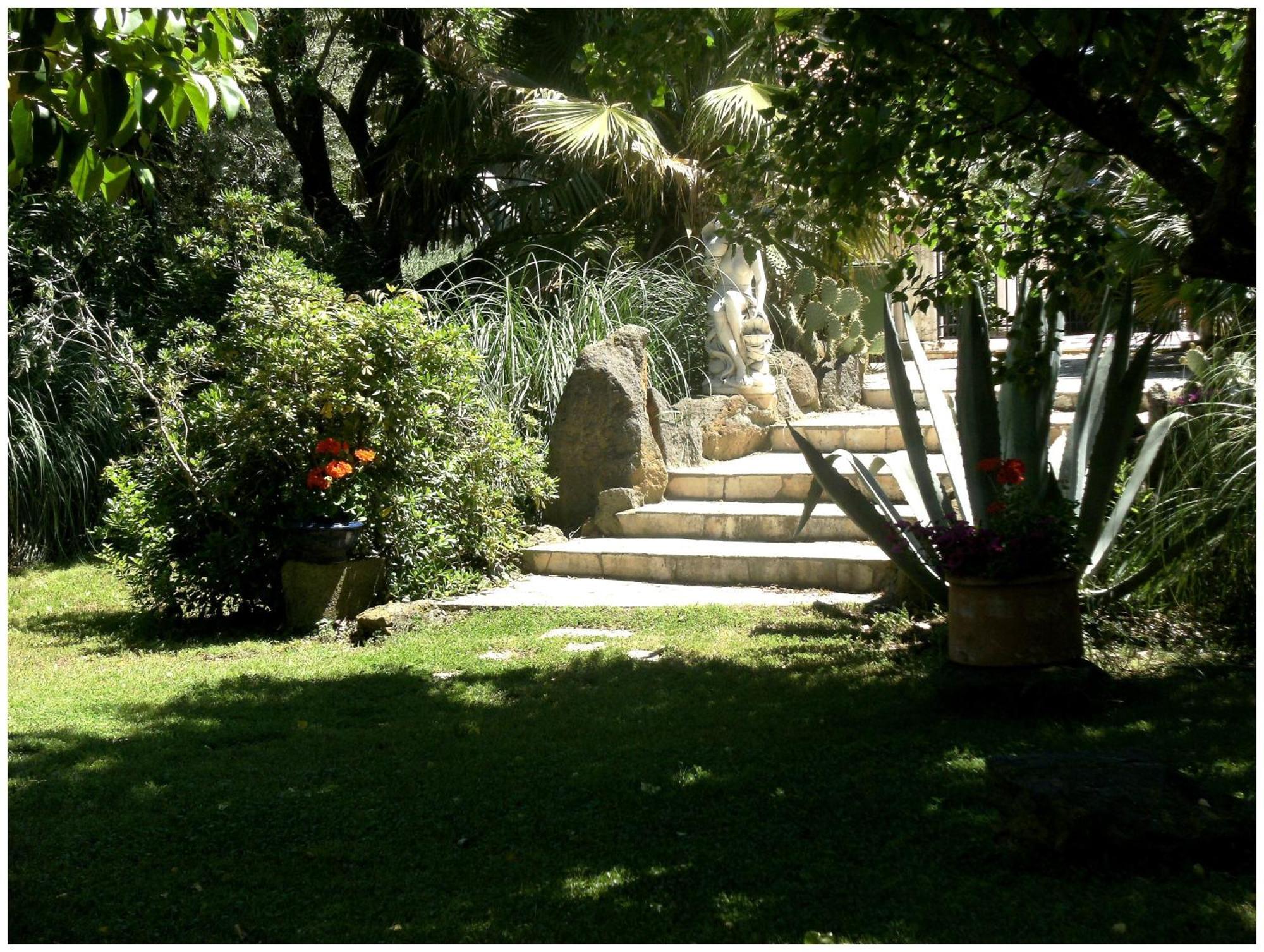Les Jardins Du Patriarche Hotel แอกด์ ภายนอก รูปภาพ