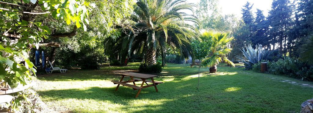 Les Jardins Du Patriarche Hotel แอกด์ ภายนอก รูปภาพ